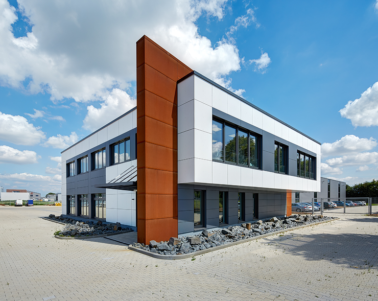 Steland als Arbeitgeber